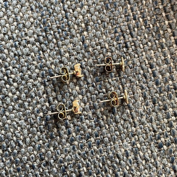 Teeny tiny earring bundle! Duo of dainty Anthropologie studs - leaf and crystal - Picture 5 of 5